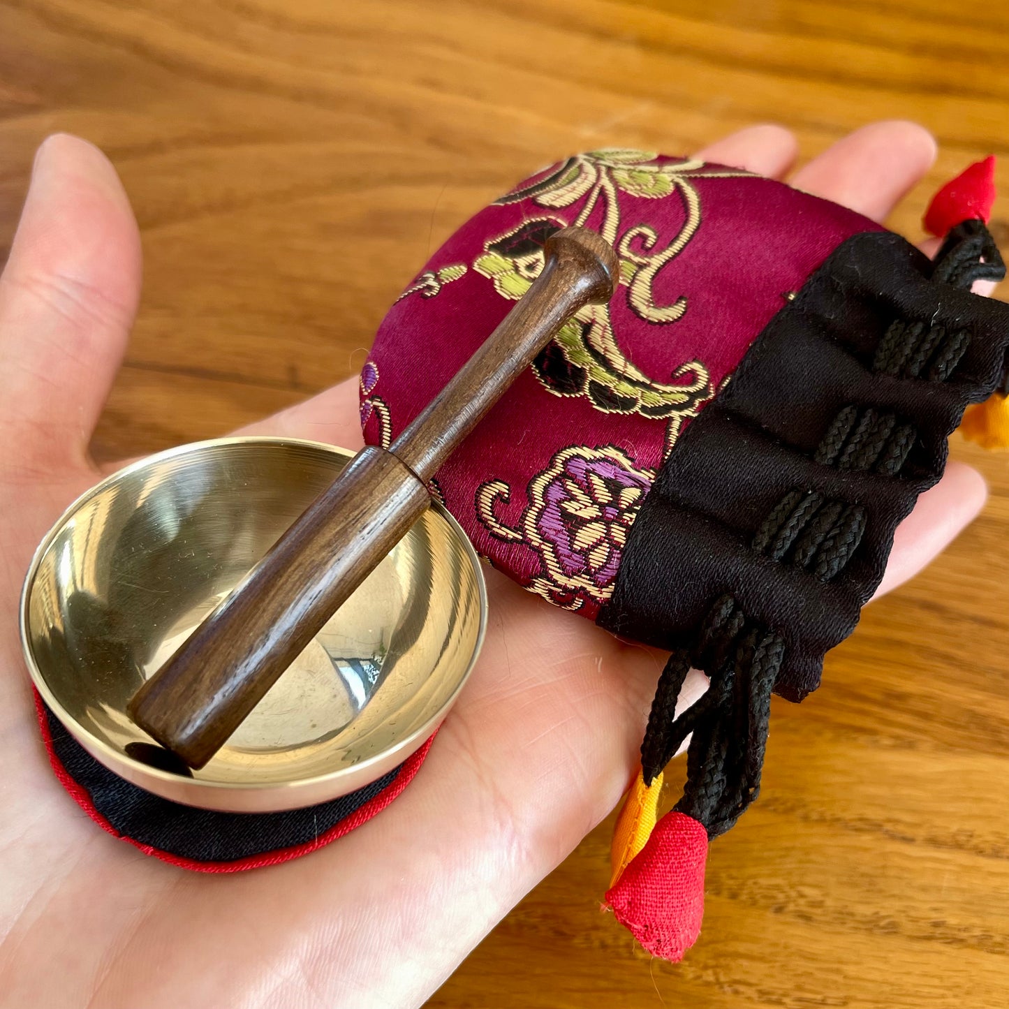 Mini singing bowl