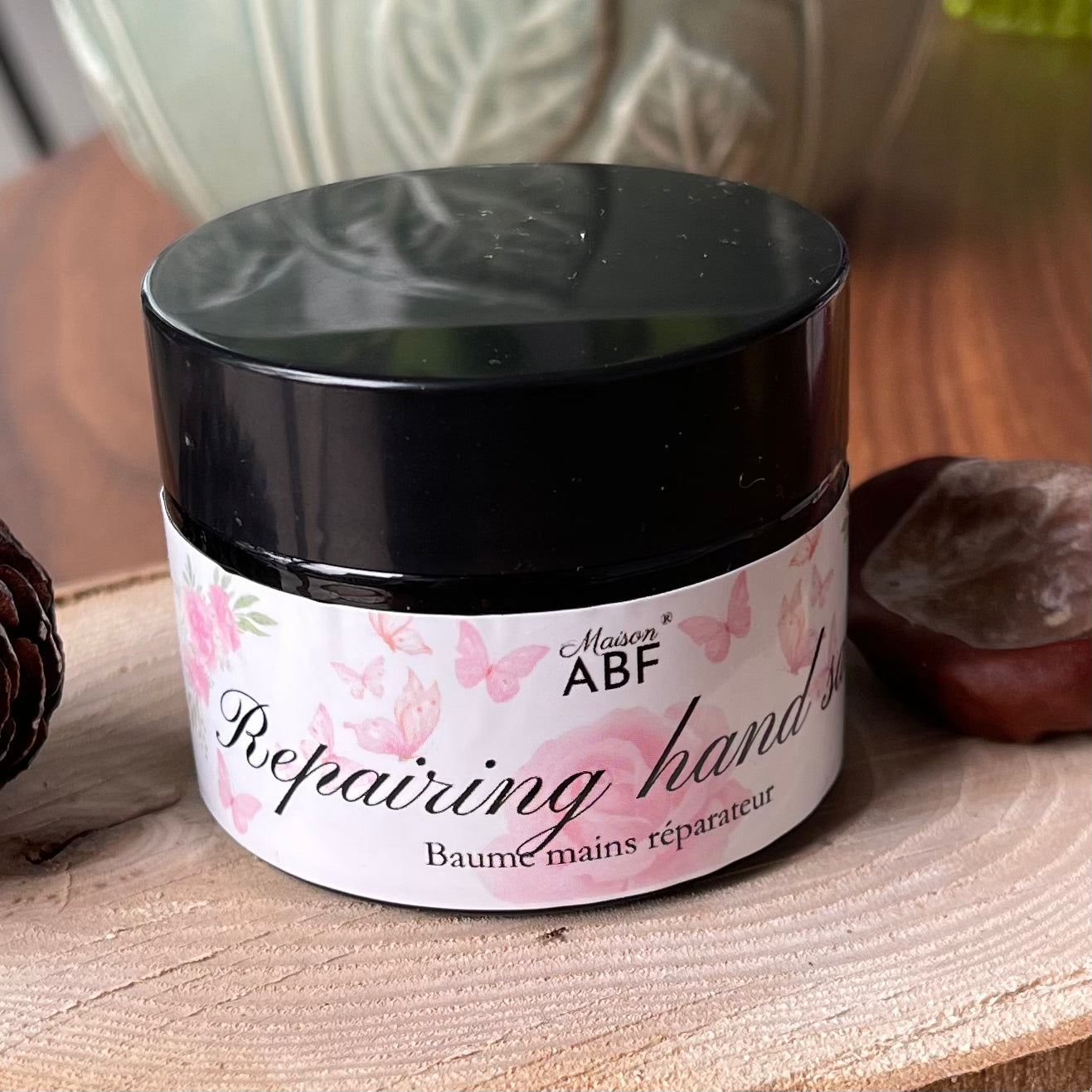 Repairing hand salve